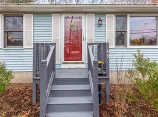 49 School St, North Chelmsford, MA 01863