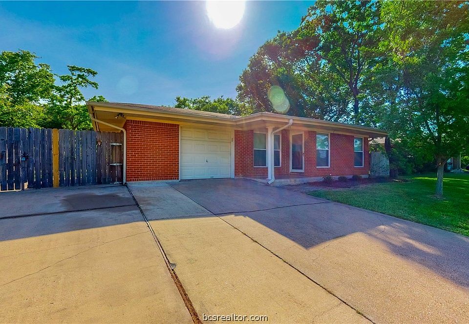 1st image of 2104 Elmwood Dr