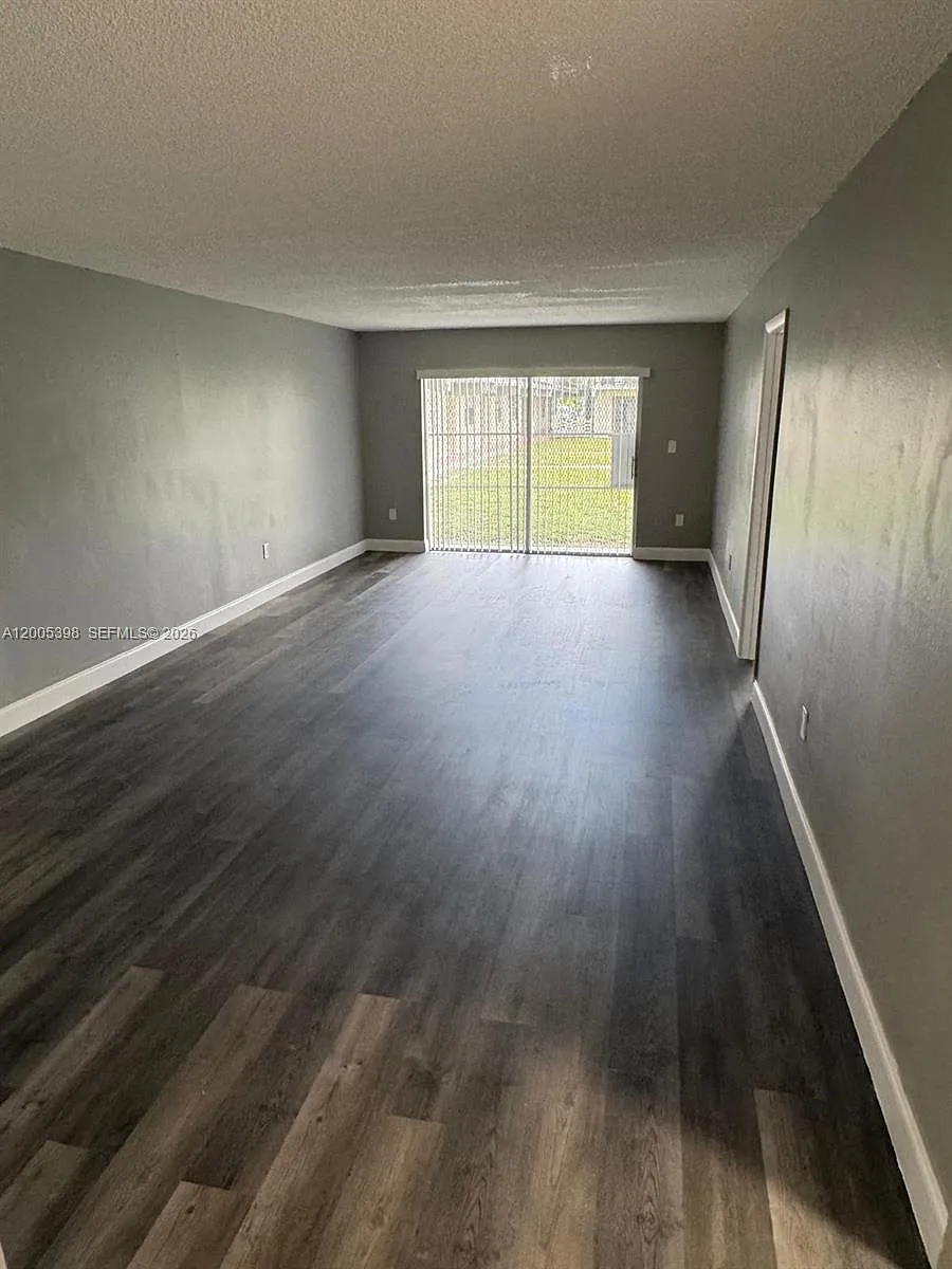 Building Photo - 301 NW 177th St #130