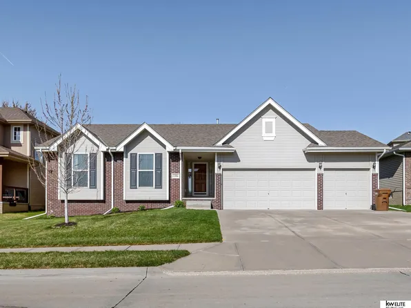 11904 S 48th St, Bellevue, NE 68133