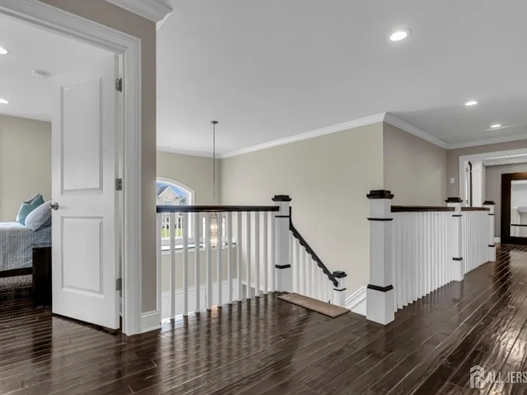9 Jamieson Way — Photo 16