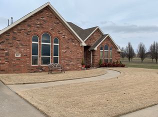 802 W Bush St, Prairie Grove, AR 72753