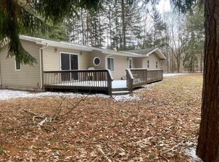 2804 S River Rd, Beaverton, MI 48612