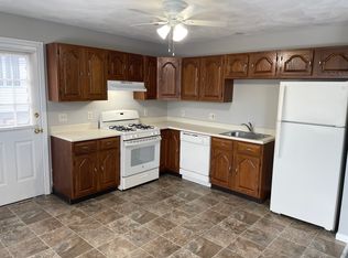 73 Elm St APT 3, Johnston, RI 02919