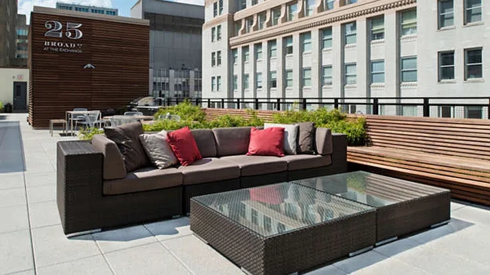 Rented by 25 Broad (LCOR) | media 33