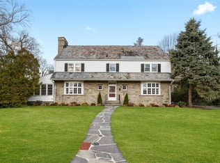 7 Eastwoods Ln, Scarsdale, NY 10583