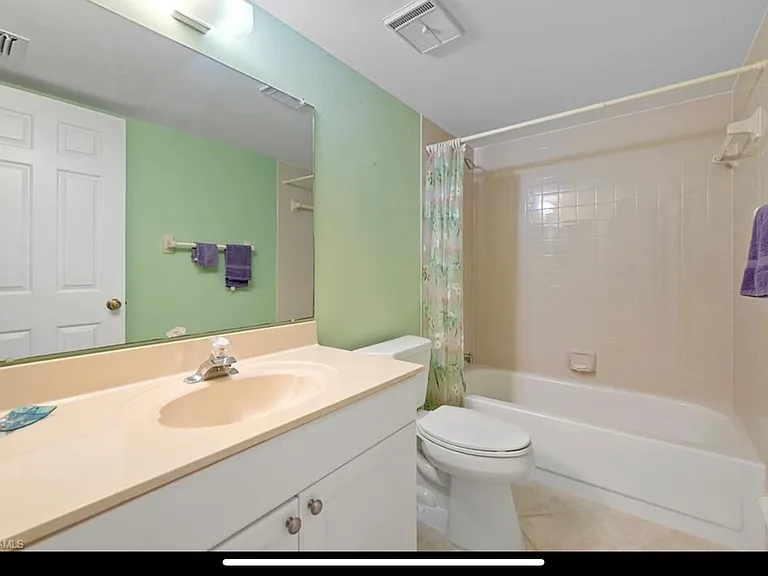 3072 Sandpiper Bay Cir #202 — Photo 9