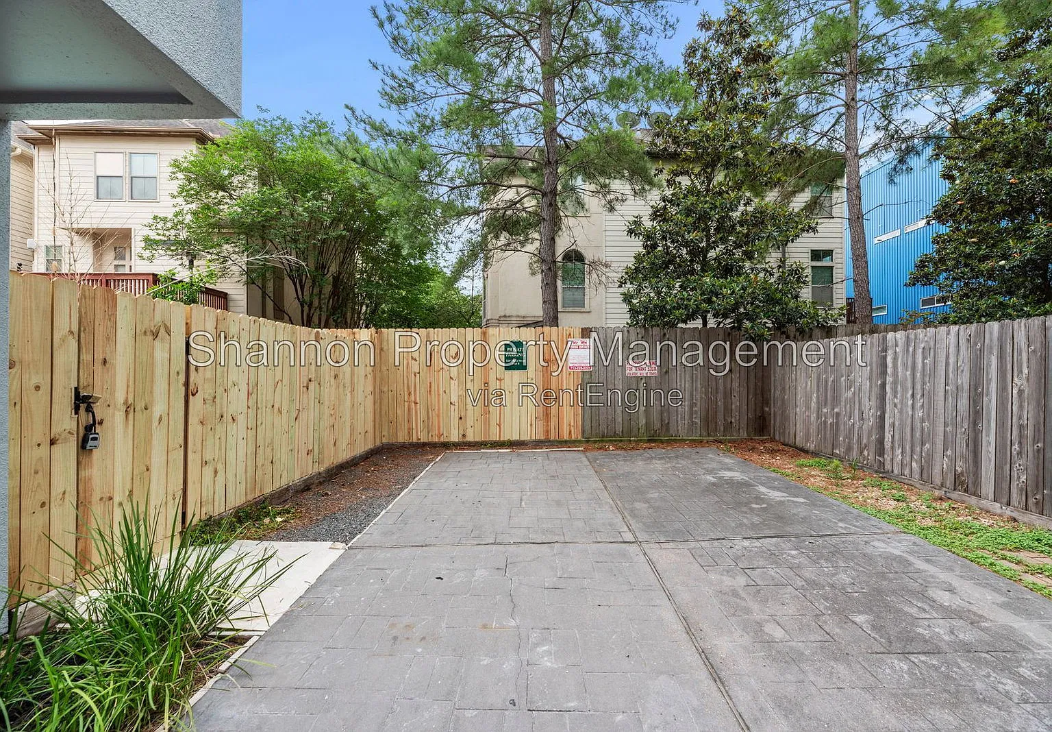 3 bed, 3.5 bath, 2300 sqft, $4,500 — Photo 2