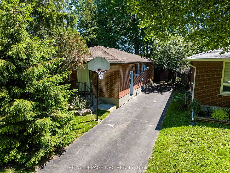 1st image of 3265 Addison Ave