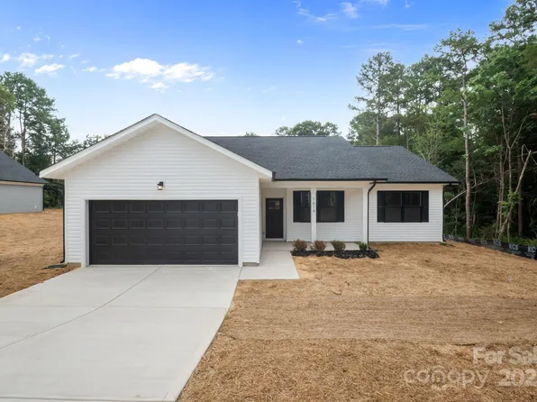 1619 Chambers St, Kannapolis, NC 28083