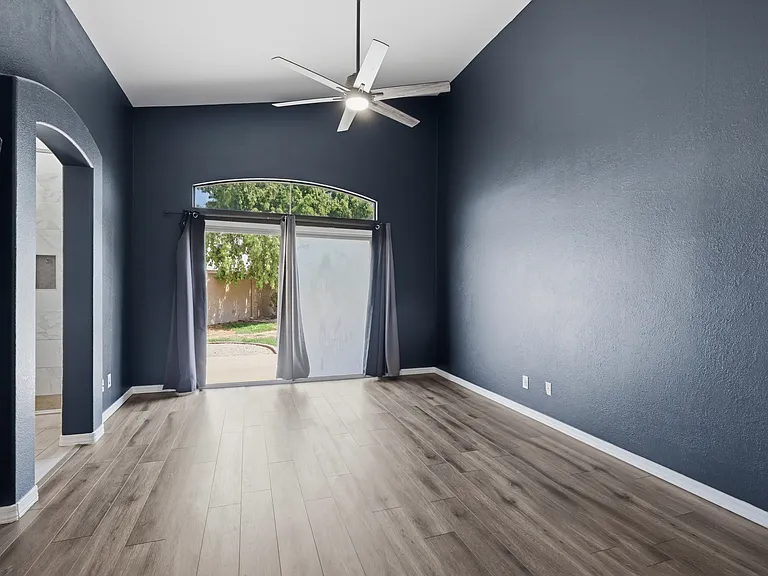1274 E Lake Dr — Photo 24