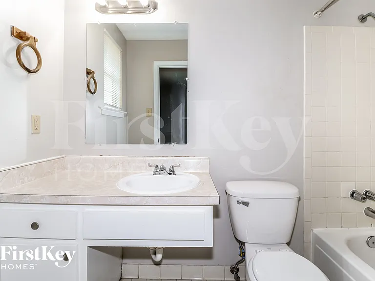 5728 Ballenmoor Dr — Photo 13