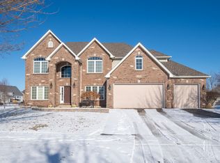 1193 Taus Cir, Yorkville, IL