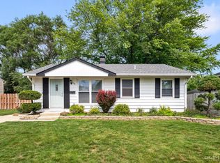 1586 Amy Ave, Glendale Heights, IL