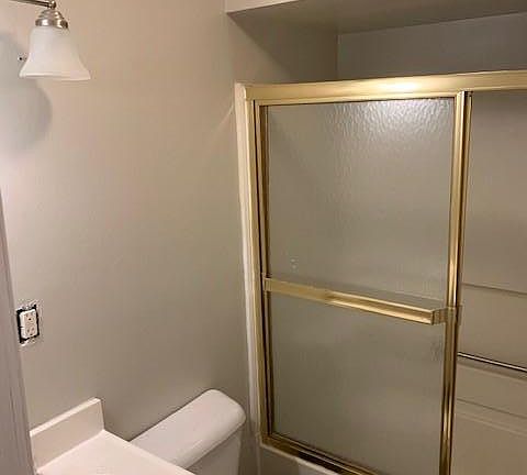 4th image of 842 Regina Ct APT D
