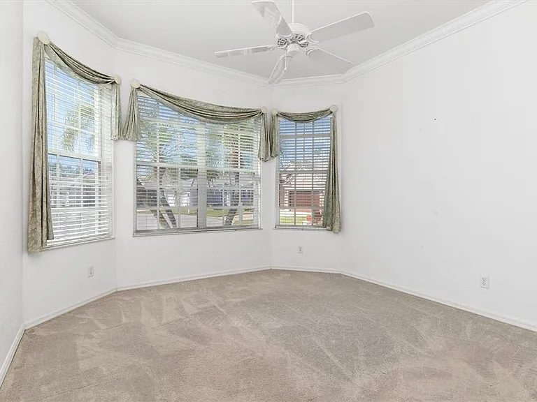 26040 Feathersound Dr — Photo 24