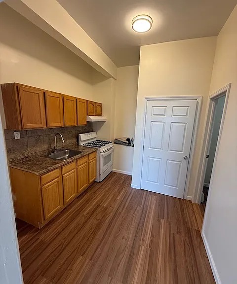 468 Springfield Avenue - 2 — Photo 1