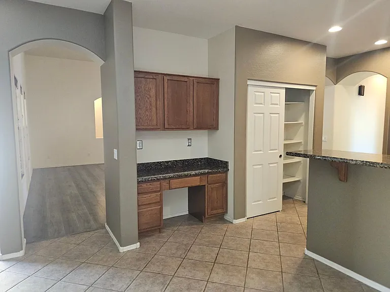 18515 W Caribbean Ln — Photo 12