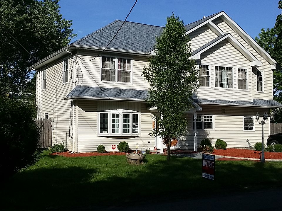 2nd image of 1219 Brookside Rd