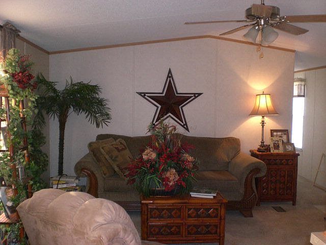 2nd image of 216 Maracaibo Ct