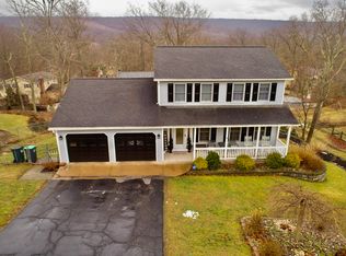 30 Rebel Hill Rd, Mountain Top, PA 18707