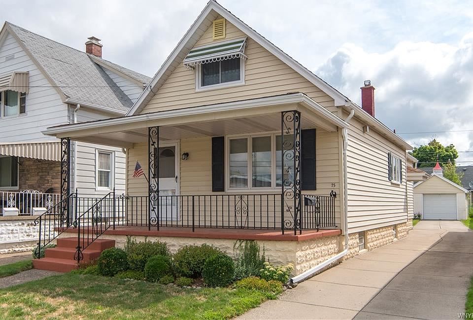 1st image of 75 Wanda Ave
