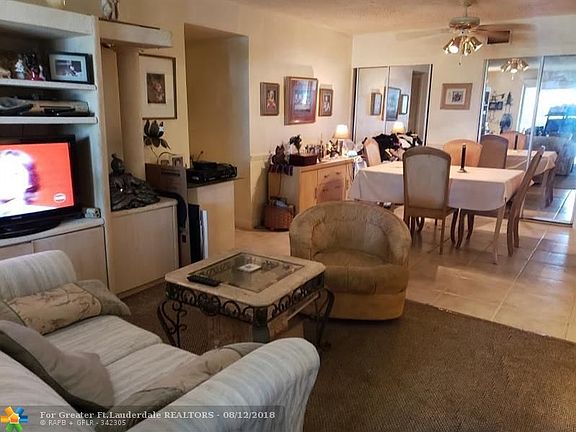 5th image of 8100 SW 24th St APT 305