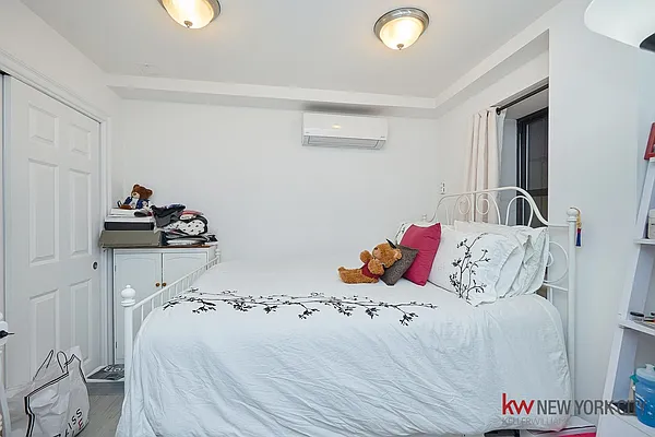 Rented by Keller Williams NYC | media 24