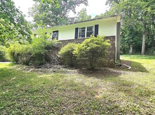 121 Shady Ln, Harriman, TN 37748