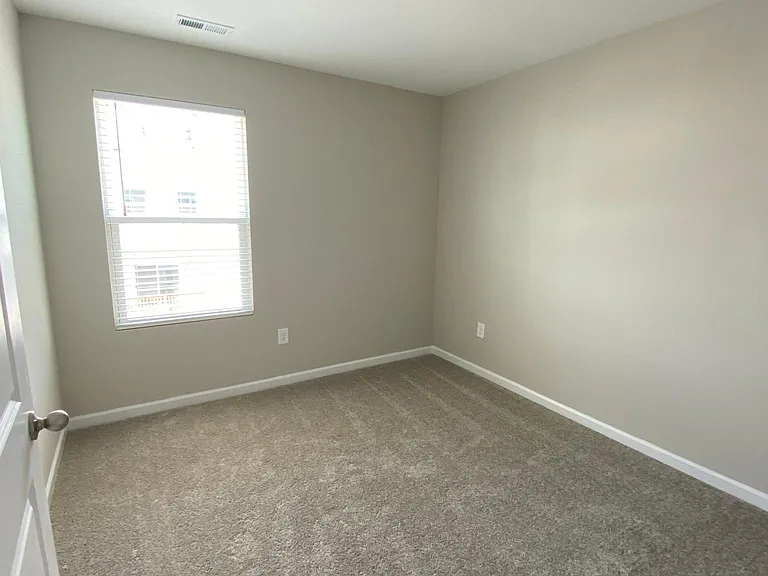 221 Adobe Pl — Photo 13