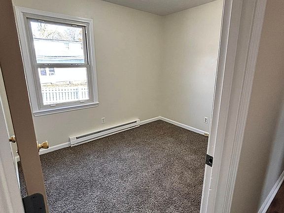 5th image of 625 Gano St