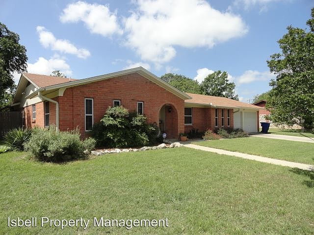1st image of 2317 Veterans Ave