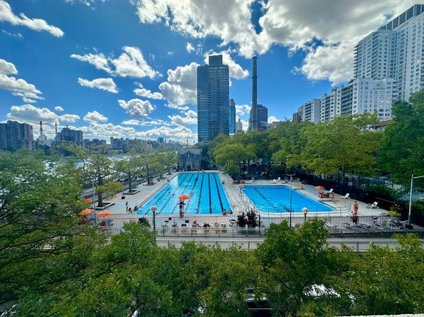 555 E 78th St APT 5B