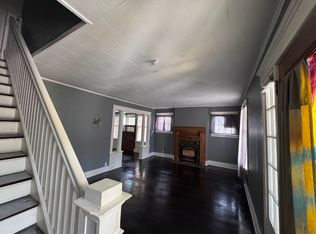 422 S 1st St, Council Bluffs, IA 51503