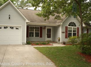 100 Orchard Dr, Richlands, NC 28574