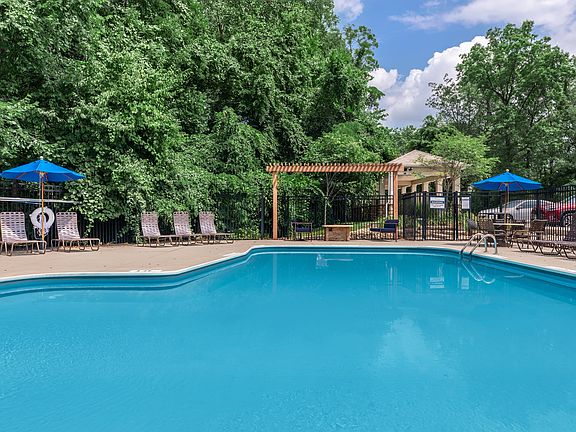 4th image of 8495 Bella Woods Dr #29