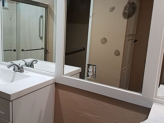 5th image of 19400 N Westbrook Pkwy Unit 310