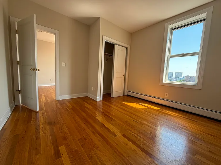 226 Ogden Ave #4B — Photo 6