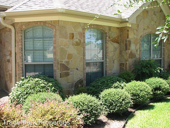 3rd image of 1426 Loblolly Dr