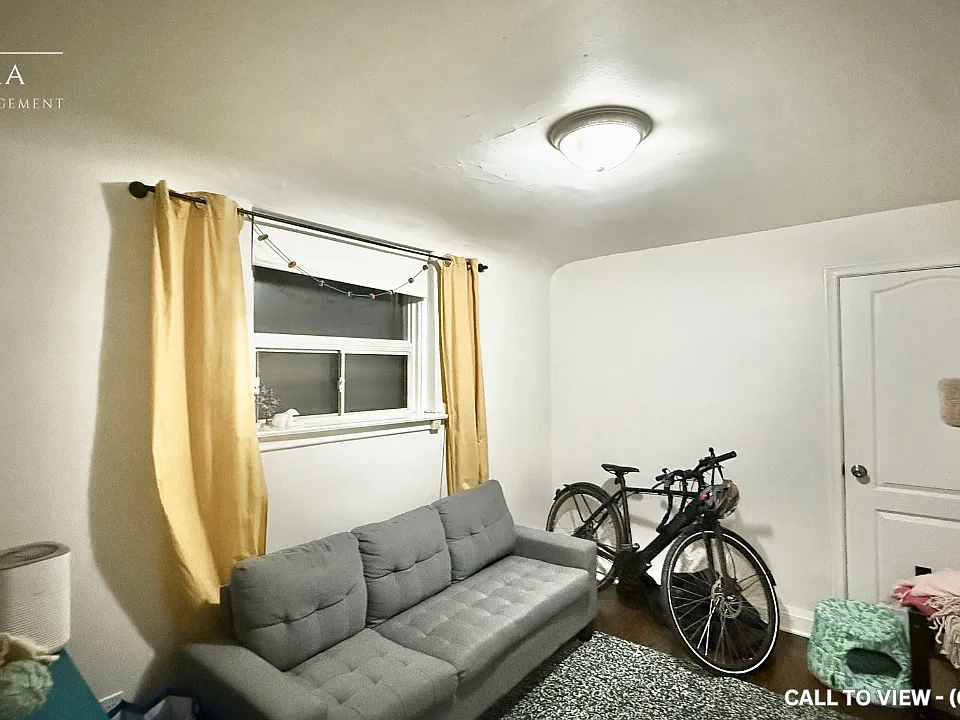 330 Arlington Ave #2