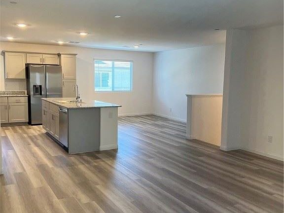 2nd image of 2847 Blue Mosaic Ln #4