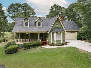 2910 Camp Mitchell Rd, Loganville, GA 30052