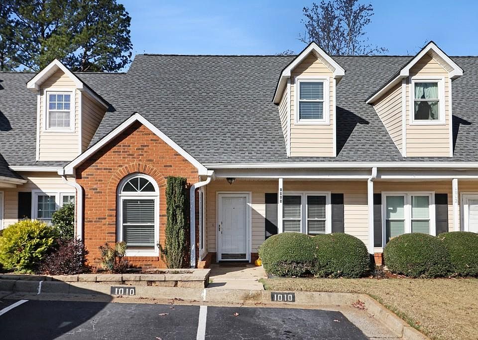 1st image of 1010 Sasha Ln