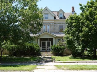 519 N 11th St APT 12, Manhattan, KS 66502