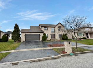 3049 Matthew Ln, Homewood, IL 60430