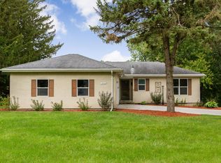 5002 Fairhaven Rd, Davenport, IA 52807