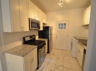Riverview Red Door Living, Lakewood, OH 44107