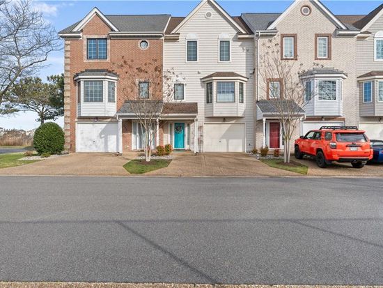 341 Mainsail Dr, Hampton, VA 23664