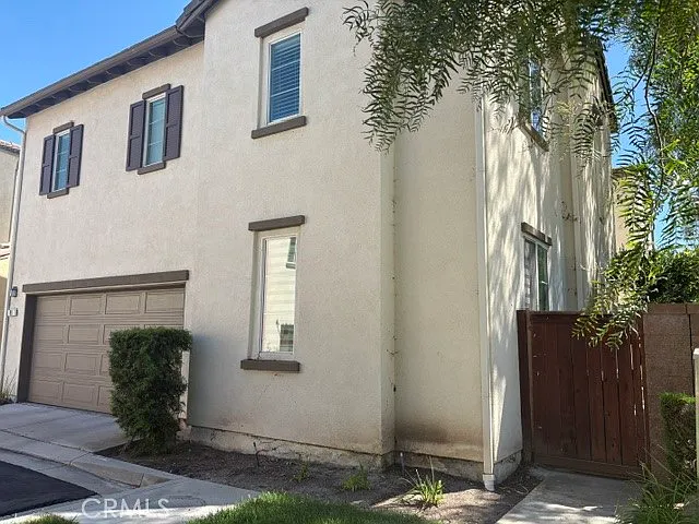 89 Wonderland — Photo 3