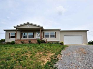 718 Cypress Rd, Benton, KY 42025